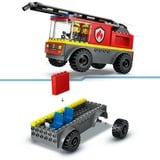 LEGO City 60463 Autopompa con Scala, Camion Giocattolo dei Pompieri con 2 Minifigure, Giochi Educativi per Bambini da 4 Anni, Giochi di costruzione Camion Giocattolo dei Pompieri con 2 Minifigure, Giochi Educativi per Bambini da 4 Anni, Set da costruzione, 4 anno/i, Plastica, 82 pz, 315 g