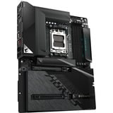 GIGABYTE X870 AORUS STEALTH, Scheda madre 