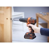 BLACK+DECKER Trapano avvitatore a percussione a batteria BCKSB04, 18 volt, Cordless arancione /Nero