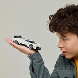 LEGO Speed Champions 77240 Hyper Sports Car Bugatti Centodieci, Modello di Auto con Minifigure, Macchina Giocattolo, Regalo9+, Giochi di costruzione Modello di Auto con Minifigure, Macchina Giocattolo, Regalo9+, Set da costruzione, 9 anno/i, Plastica, 291 pz, 338 g