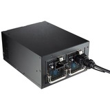 FSP FSP720-20RAB alimentatore per computer 720 W 20+4 pin ATX ATX Nero, Alimentatore PC 720 W, 100 - 240 V, 50/60 Hz, 10-5 A, 60 A, 3 A