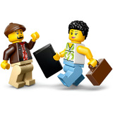 LEGO City Taxi Giallo, Giochi di costruzione Macchina Giocattolo con 2 Minifigure e Tetto Rimovibile, Sviluppo Motricità Fine, Regalo da 5+, Set da costruzione, 5 anno/i, Plastica, 122 pz, 214 g
