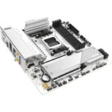 SAPPHIRE PURE B850M WIFI, Scheda madre 
