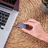 ADATA SC750 1 TB USB tipo-C 3.2 Gen 2 (3.1 Gen 2) Nero, Disco a stato solido titanio, 1 TB, USB tipo-C, 3.2 Gen 2 (3.1 Gen 2), 1050 MB/s, 10 Gbit/s, Nero