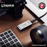 Kingston 4000G SSD portatile XS2000, Disco a stato solido argento/Nero, 4 TB, USB tipo-C, 3.2 Gen 2 (3.1 Gen 2), 2000 MB/s, Nero, Argento