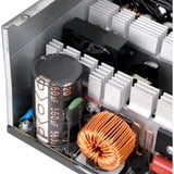 Thermaltake Smart W3 700W, Alimentatore PC 