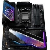 ASRock X870E Nova WiFi, Scheda madre 