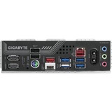 GIGABYTE B850 GAMING X WIFI6E Scheda Madre - CPU AMD Ryzen Serie 9000, VRM digitale 12+2+2 fasi, fino a 8200MHz DDR5 (OC), 1xPCIe 5.0 + 2xPCIe 4.0 M.2, LAN 2.5G, WIFI 6E, USB 3.2 Gen 2x2 Nero/grigio, VRM digitale 12+2+2 fasi, fino a 8200MHz DDR5 (OC), 1xPCIe 5.0 + 2xPCIe 4.0 M.2, LAN 2.5G, WIFI 6E, USB 3.2 Gen 2x2, AMD, Socket AM5, AMD Ryzen 7000 Series, AMD Ryzen 8000 Series, AMD Ryzen 9000 Series, Socket AM5, DDR5-SDRAM, 256 GB