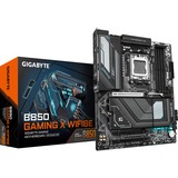 GIGABYTE B850 GAMING X WIFI6E Scheda Madre - CPU AMD Ryzen Serie 9000, VRM digitale 12+2+2 fasi, fino a 8200MHz DDR5 (OC), 1xPCIe 5.0 + 2xPCIe 4.0 M.2, LAN 2.5G, WIFI 6E, USB 3.2 Gen 2x2 Nero/grigio, VRM digitale 12+2+2 fasi, fino a 8200MHz DDR5 (OC), 1xPCIe 5.0 + 2xPCIe 4.0 M.2, LAN 2.5G, WIFI 6E, USB 3.2 Gen 2x2, AMD, Socket AM5, AMD Ryzen 7000 Series, AMD Ryzen 8000 Series, AMD Ryzen 9000 Series, Socket AM5, DDR5-SDRAM, 256 GB