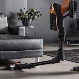 Rowenta X-Force Flex 15.60, Aspirapolvere Senza Fili, Potenza di Aspirazione Elevata di 230 AW, Modello Animal Care RH99F1, Aspirapolvere verticale Nero/Bronzo, Aspirapolvere Senza Fili, Potenza di Aspirazione Elevata di 230 AW, Modello Animal Care RH99F1, Aspirapolvere a bastone 2 in 1, Senza sacchetto, Nero, Grigio, 0,9 L, Rettangolare, Secco