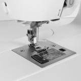 Singer Macchina da cucire computerizzata C7255 bianco
