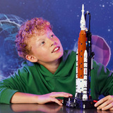 LEGO Technic NASA Artemis SLS razzo pesante, Giochi di costruzione Gioco STEM con Funzione Separazione degli Stadi, Regalo 9+, Set da costruzione, 9 anno/i, Plastica, 632 pz, 1,04 kg