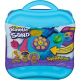 Spin Master Kinetic Sand, Set di Gioco Squish Motion, Sabbia Colorata Rosa, Gialla, Blu, Sabbia Cinetica 453g, 5 Accessori, Comoda Valigetta. Giocattoli per Bambini e Bambine, 3+ anni, Gioco di sabbia Kinetic Sand , Set di Gioco Squish Motion, Sabbia Colorata Rosa, Gialla, Blu, Sabbia Cinetica 453g, 5 Accessori, Comoda Valigetta. Giocattoli per Bambini e Bambine, 3+ anni, Sabbia cinetica per bambini, 5 anno/i, Multicolore