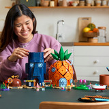 LEGO Icons SpongeBob: Bikini Bottom, Giochi di costruzione 