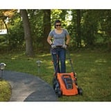 BLACK+DECKER Tosaerba LM2000, Rasaerba arancione /Nero