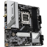 GIGABYTE B650M GAMING PLUS WIFI Scheda madre - CPU AMD Ryzen 9000, VRM a 5+2+2 fasi, fino a 8000 MHz DDR5, 2xPCIe 4.0 M.2, LAN 2.5GbE, WIFI 6E, USB 3.2 Gen 1 Nero/Argento, VRM a 5+2+2 fasi, fino a 8000 MHz DDR5, 2xPCIe 4.0 M.2, LAN 2.5GbE, WIFI 6E, USB 3.2 Gen 1, AMD, Socket AM5, AMD Ryzen 7000 Series, AMD Ryzen 8000 Series, AMD Ryzen 9000 Series, Socket AM5, DDR5-SDRAM, 256 GB