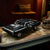 LEGO Technic Fast and Furious Dodge Charger R/T Auto, Giochi di costruzione Kit Modellismo per Adulti STEM da Collezione, Regalo Nostalgico, Set da costruzione, 18 anno/i, Plastica, 1516 pz, 2,15 kg