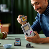 LEGO Super Mario 72046 Game Boy, Kit di Modellismo per Adulti Nintendo con 2 Cartucce e Stand, Regalo per Fan dei Videogiochi, Giochi di costruzione Kit di Modellismo per Adulti Nintendo con 2 Cartucce e Stand, Regalo per Fan dei Videogiochi, Set da costruzione, 18 anno/i, Plastica, 421 pz, 573 g
