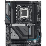 GIGABYTE X870 GAMING X WIFI7 Scheda Madre - Supporta CPU AMD Ryzen 9000, 16+2+2 fasi VRM, fino a 8000MHz DDR5 (OC), 1xPCIe 5.0 + 2xPCIe 4.0, Wi-Fi 7, LAN 2.5GbE, USB 4 Nero/grigio, 16+2+2 fasi VRM, fino a 8000MHz DDR5 (OC), 1xPCIe 5.0 + 2xPCIe 4.0, Wi-Fi 7, LAN 2.5GbE, USB 4, AMD, Socket AM5, AMD Ryzen 7000 Series, AMD Ryzen 8000 Series, AMD Ryzen 9000 Series, Socket AM5, 256 GB, DDR5-SDRAM