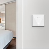 TP-Link Omada EAP650-Wall 3000 Mbit/s Bianco Supporto Power over Ethernet (PoE), Punto di accesso bianco, 2.4 GHz, 5 GHz, 3000 Mbit/s, SNMP, SSH, WPA-Enterprise, WPA2-Enterprise, 10,100,1000 Mbit/s