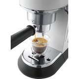 DeLonghi Dedica Style Dedica EC685.W Macchina da Caffè Manuale Espresso e Cappuccino, Compatibile con Polvere o Cialde E.S.E., Spegnimento Automatico, Serbatoio Estraibile 1.1L, 1450W, 15bar, Bianco, Macchina per espresso bianco/argento lucido, Compatibile con Polvere o Cialde E.S.E., Spegnimento Automatico, Serbatoio Estraibile 1.1L, 1450W, 15bar, Bianco, Macchina per espresso, 1,1 L, Cialde caffè, Caffè macinato, 1300 W, Nero, Argento, Bianco