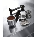 DeLonghi Dedica Style Dedica EC685.W Macchina da Caffè Manuale Espresso e Cappuccino, Compatibile con Polvere o Cialde E.S.E., Spegnimento Automatico, Serbatoio Estraibile 1.1L, 1450W, 15bar, Bianco, Macchina per espresso bianco/argento lucido, Compatibile con Polvere o Cialde E.S.E., Spegnimento Automatico, Serbatoio Estraibile 1.1L, 1450W, 15bar, Bianco, Macchina per espresso, 1,1 L, Cialde caffè, Caffè macinato, 1300 W, Nero, Argento, Bianco