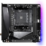 GIGABYTE B550I AORUS PRO AX Scheda madre - CPU AMD Ryzen 5000, VRM a 8 fasi, fino a 5300 MHz DDR4, 1xPCIe 4.0 + 1xPCIe 3.0 M.2, Wi-Fi 6E, LAN 2.5GbE, USB 3.2 Gen 2 VRM a 8 fasi, fino a 5300 MHz DDR4, 1xPCIe 4.0 + 1xPCIe 3.0 M.2, Wi-Fi 6E, LAN 2.5GbE, USB 3.2 Gen 2, AMD, Socket AM4, AMD Ryzen 3000 Series, AMD Ryzen 4000 Series, AMD Ryzen 5000 Series, Socket AM4, DDR4-SDRAM, 64 GB
