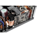 Thermaltake Toughpower PF1 alimentatore per computer 850 W 24-pin ATX Nero, Alimentatore PC Nero, 850 W, 100 - 240 V, 1020 W, 50/60 Hz, 12 A, Attivo
